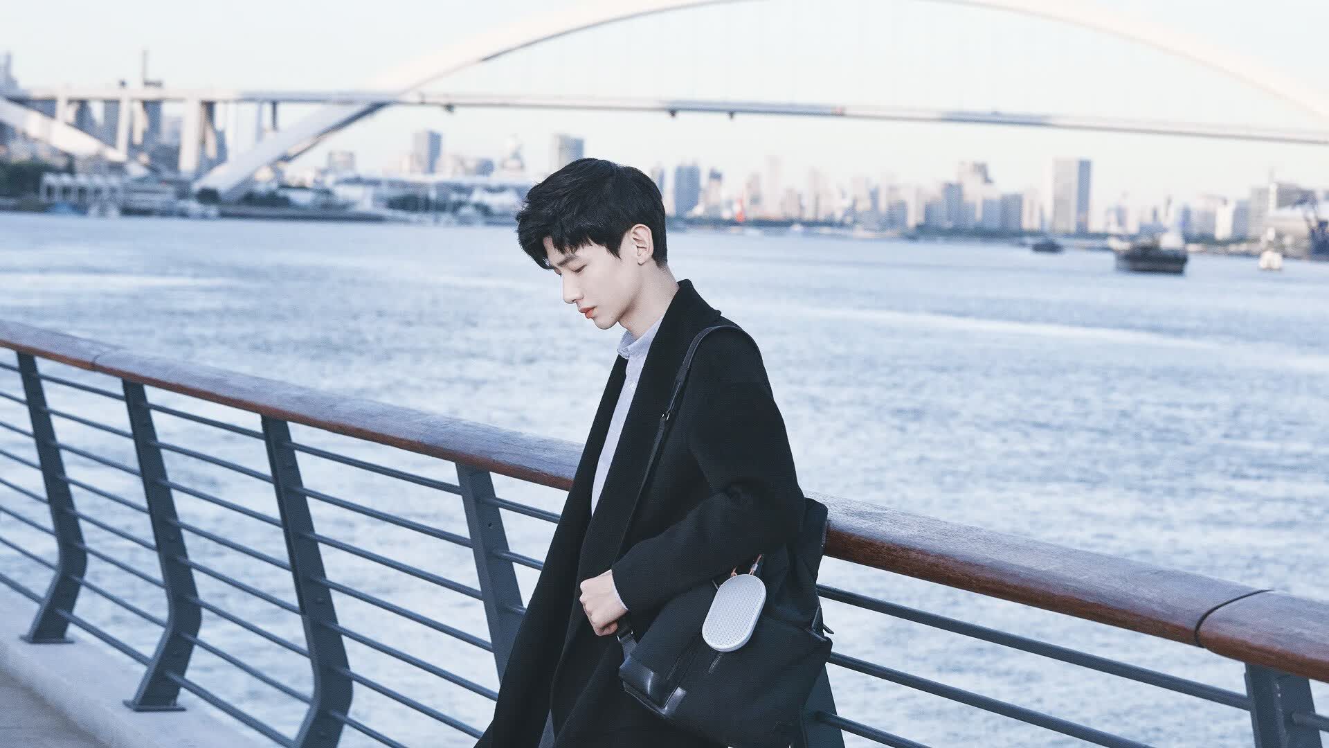 挖掘机刚出师没人要怎么办（挖机刚出师怎么找活干）