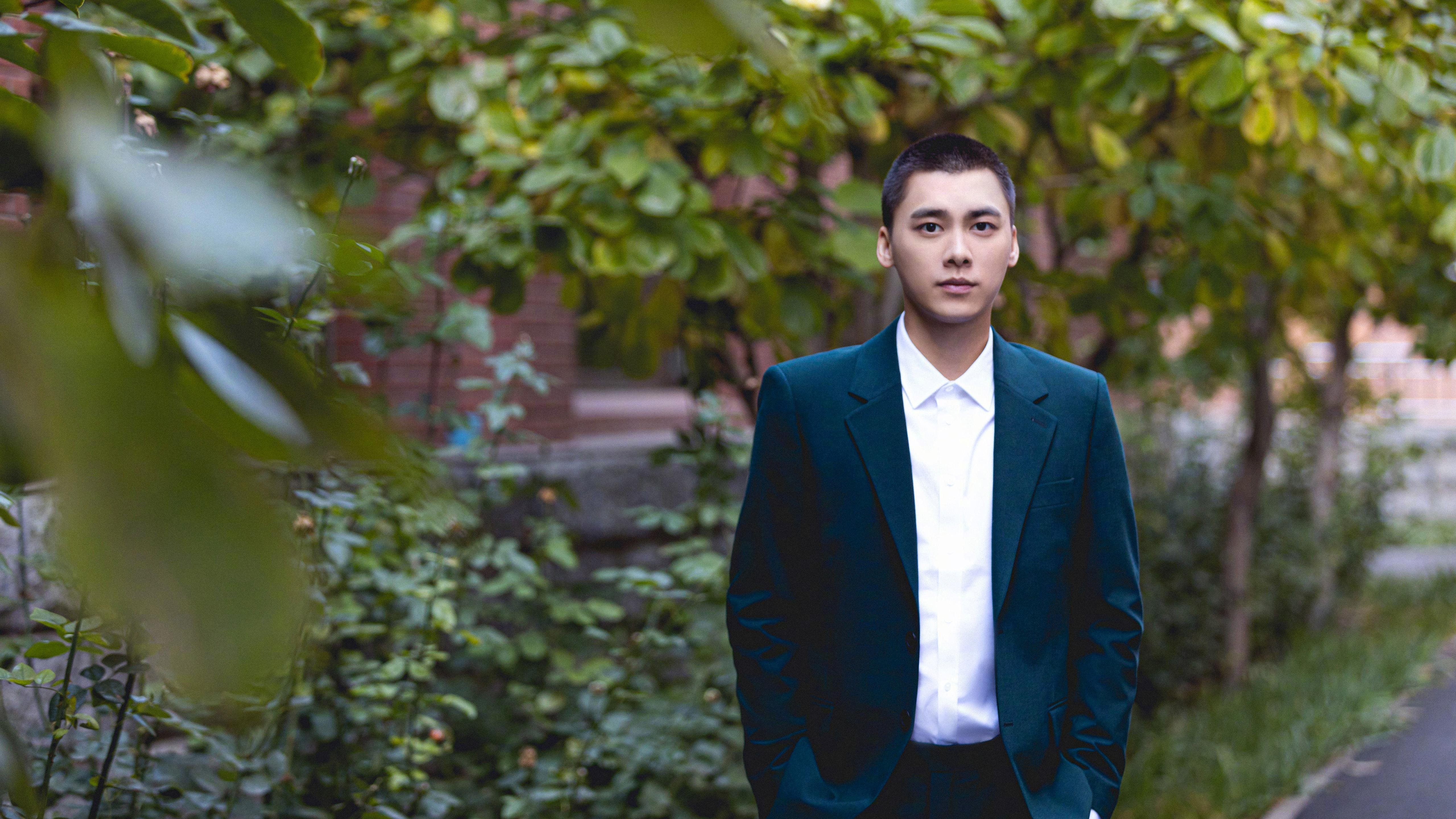 挖掘机培训学校学费多少钱啊（挖掘机培训学校报名费多少）